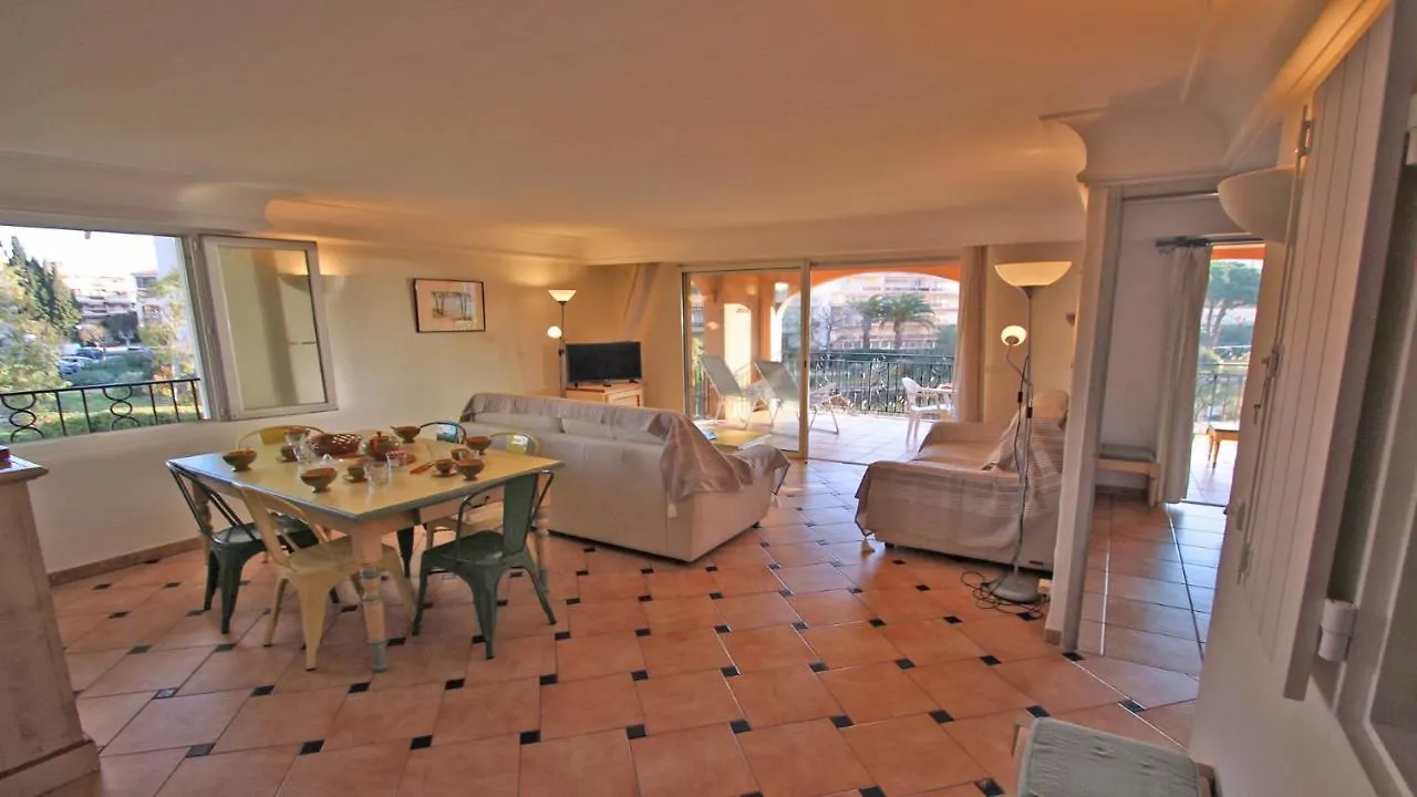 Apartmán Port Marine Sainte-Maxime