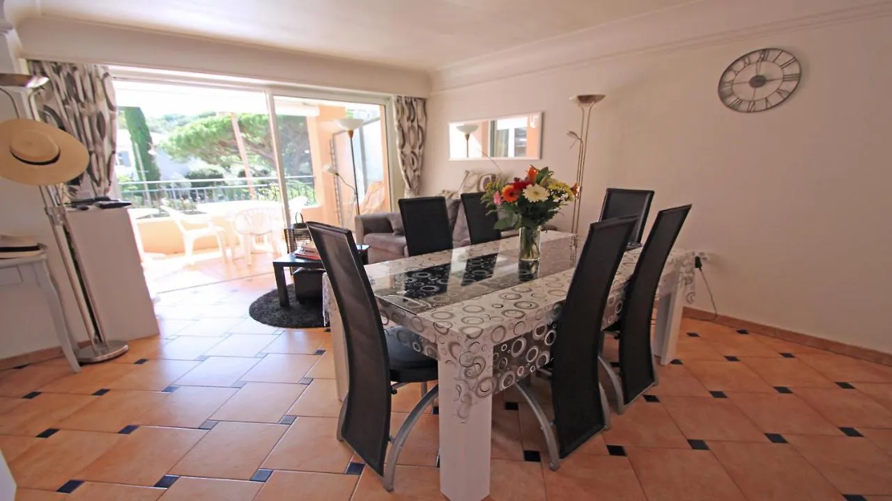 Apartmán Port Marine Sainte-Maxime 0*,